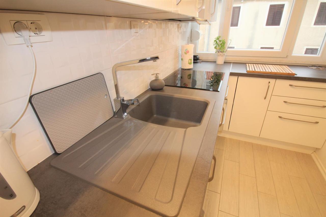 Apartment Pia Šibenik Extérieur photo