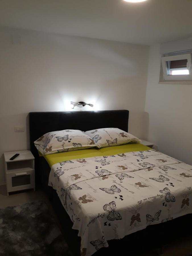 Apartment Pia Šibenik Extérieur photo